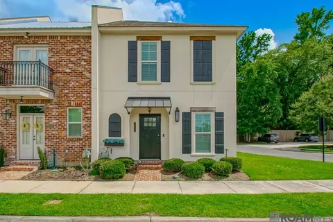 13023 N Vieux Carre Cir, Baton Rouge, LA 70818