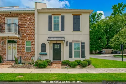 13023 N Vieux Carre Cir, Baton Rouge, LA 70818