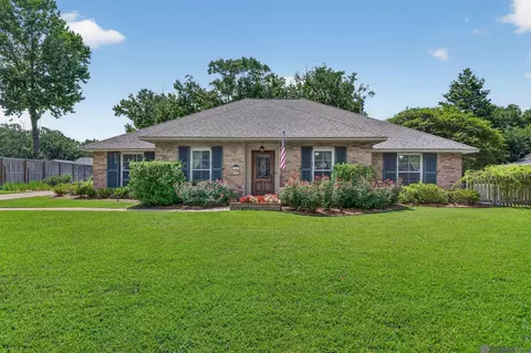 1050 Rossmore Ave, Baton Rouge, LA 70810