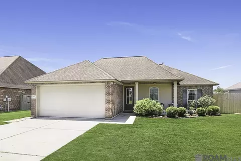 17599 Golden Eagle Dr, Prairieville, LA 70769
