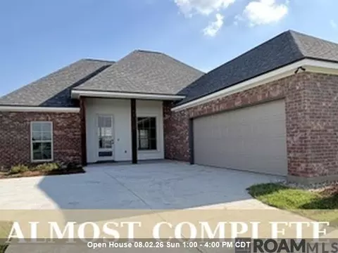 1544 Cannes Ave, Zachary, LA 70791