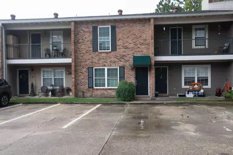 4625 Parkoaks Dr # 63, Baton Rouge, LA 70816