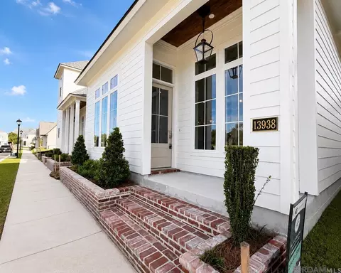 13938 Mullins Way, Baton Rouge, LA 70817