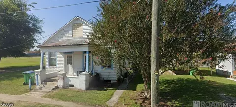 611 Philosopher St, Napoleonville, LA 70390