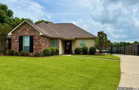 38548 East Ct, Prairieville, LA 70769