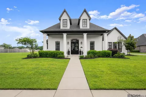 36300 Talonstone Dr, Geismar, LA 70734
