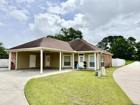 214 S Daphne, Gonzales, LA 70737