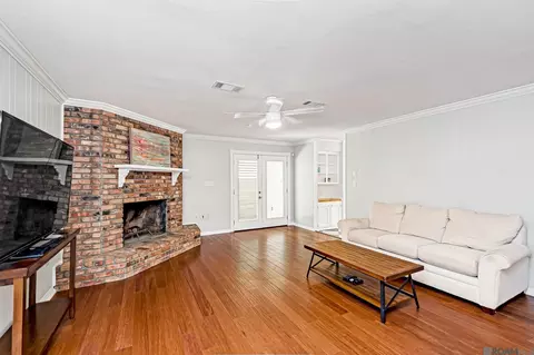 4112 Pine Park Dr, Baton Rouge, LA 70809
