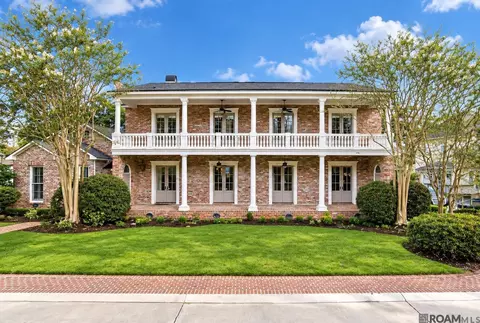926 Crown Aly, Baton Rouge, LA 70806