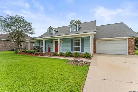 14162 Troy Duplessis Rd, Gonzales, LA 70737