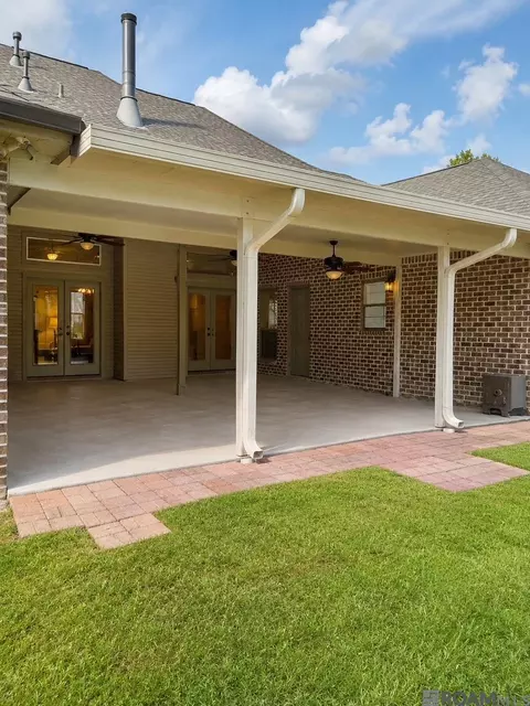 Exterior - 1508 Petite Ct, Covington, LA 70433 photo 5 of 6