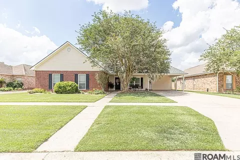 40308 La Rochelle Rd, Prairieville, LA 70769