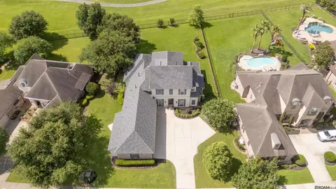 2340 St Andrews Ave, Zachary, LA 70791