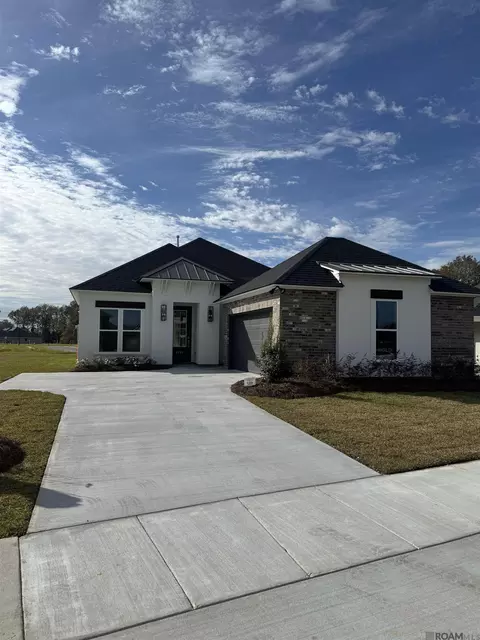 1516 Frankel Ave, Zachary, LA 70791
