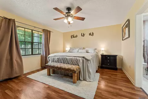 Bedroom - 33897 Duff Rd, Walker, LA 70785 photo 1 of 4