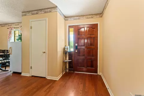 Entry Way - 33897 Duff Rd, Walker, LA 70785 photo 1 of 1