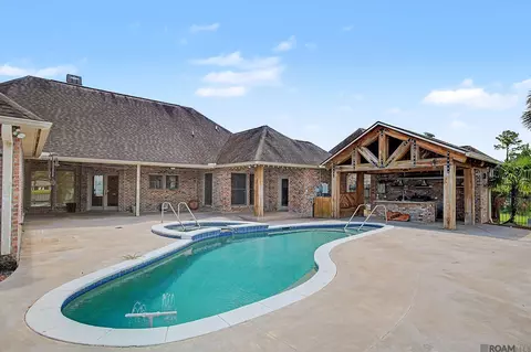 Exterior - 30961 Concord St, Walker, LA 70785 photo 7 of 9