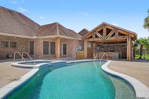 Exterior - 30961 Concord St, Walker, LA 70785 photo 6 of 9