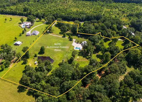 16275 Alphonse Forbes Rd, Greenwell Springs, LA 70739
