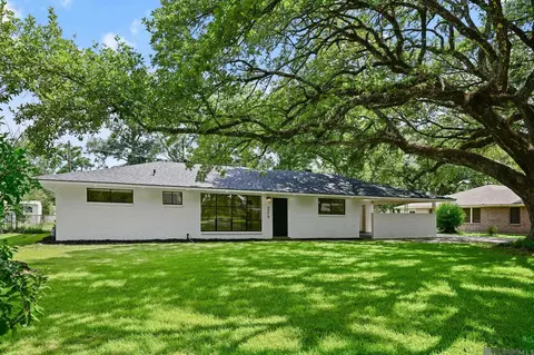 9776 Mollylea Dr, Baton Rouge, LA 70815