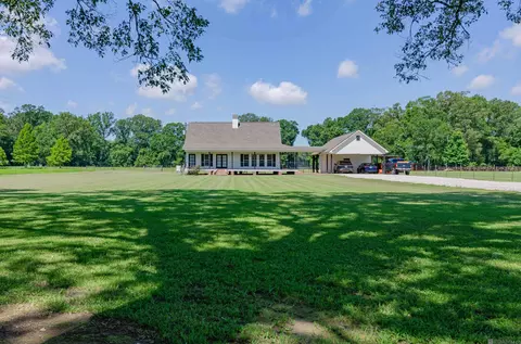4894 La Hwy 412, Slaughter, LA 70777