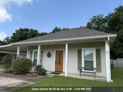 11231 Tracy St, Saint Amant, LA 70774