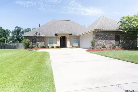 33941 Kingfisher St, Denham Springs, LA 70706