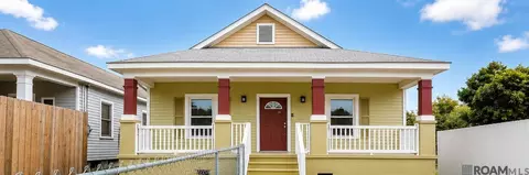 1719 Touro St, New Orleans, LA 70116