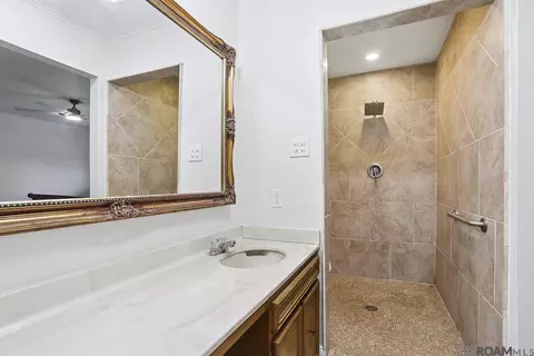 Bath - 11651 Gurney Rd, Baker, LA 70714 photo 1 of 3