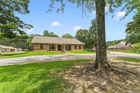 13856 Beaver Bend Rd, Baton Rouge, LA 70818