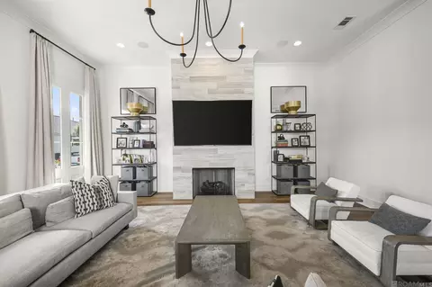 5026 Mimosa St, Baton Rouge, LA 70808