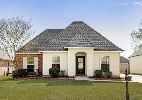40369 Creekway Cove Ct, Gonzales, LA 70737