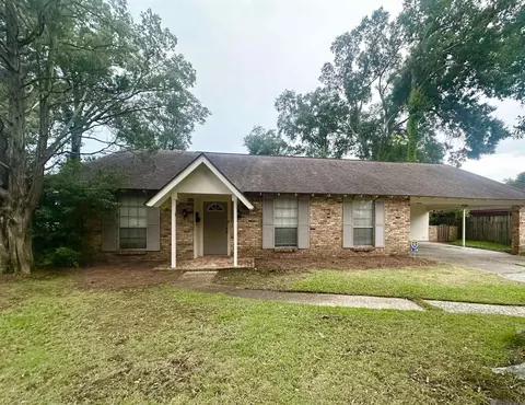 8166 Franwood Dr, Baton Rouge, LA 70806