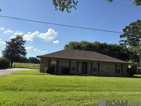 9537 Meadow Ln, Oscar, LA 70762