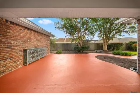 Exterior - 505 Trinity Dr, Thibodaux, LA 70301 photo 3 of 10