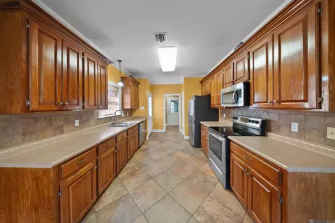 Other - 505 Trinity Dr, Thibodaux, LA 70301 photo 1 of 8