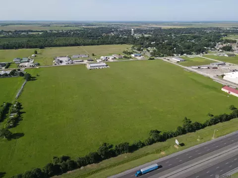 509 Frontage Rd, Iowa, LA 70647