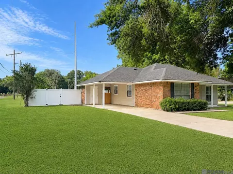 Exterior - 14378 Carrol Ave, Walker, LA 70785 photo 2 of 6