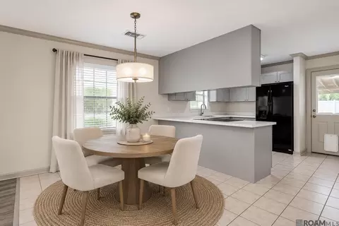 Dining - 14378 Carrol Ave, Walker, LA 70785 photo 1 of 2