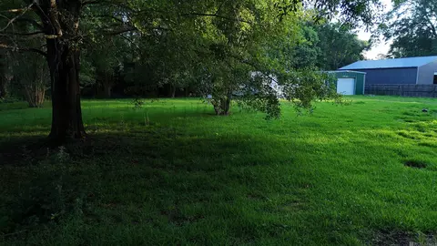 8645 Glen Ellen Dr, Baton Rouge, LA 70809