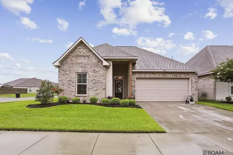 2220 Bald Cypress Dr, Baton Rouge, LA 70835