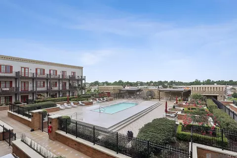 7707 Bluebonnet Blvd # 321, Baton Rouge, LA 70810
