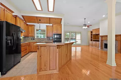 12375 Mill House Dr, Geismar, LA 70734