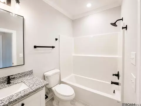 Bath - 3252 Jackson St, Baker, LA 70714 photo 3 of 3