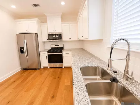 Kitchen - 3252 Jackson St, Baker, LA 70714 photo 2 of 2