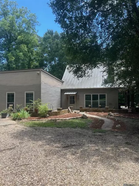 11283 N Wakefield Dr, Saint Francisville, LA 70775