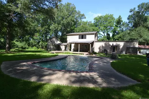 11283 N Wakefield Dr, Saint Francisville, LA 70775
