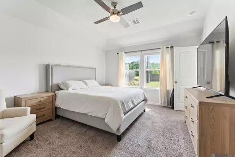 Bedroom - 30814 Ava Ln, Walker, LA 70785 photo 1 of 2