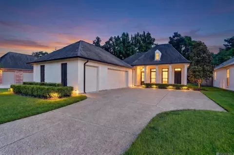 37349 Whispering Hollow Ave, Prairieville, LA 70769
