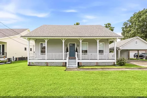 1305 E Tiffani St, Gonzales, LA 70737